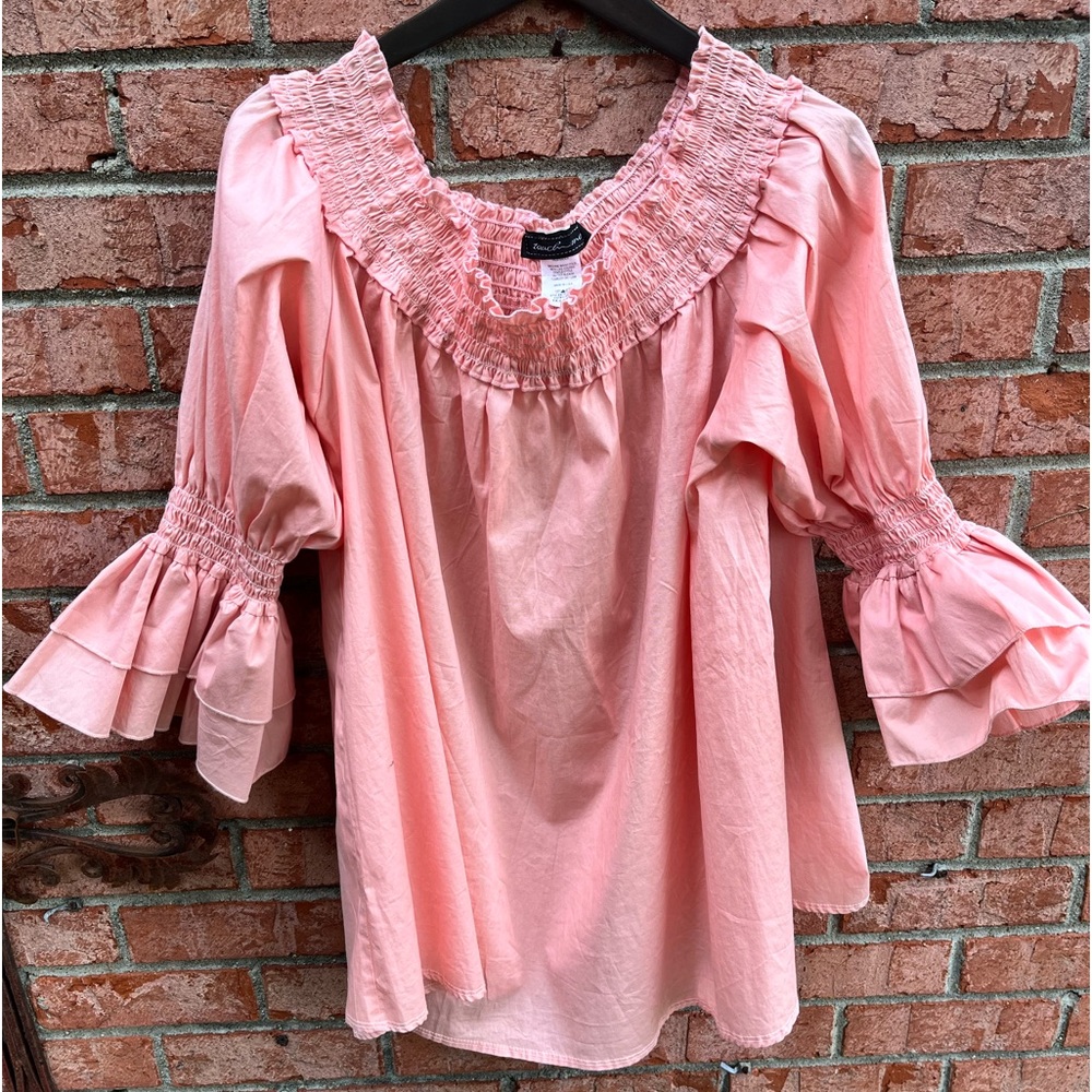 Pretty peachy pink blouse